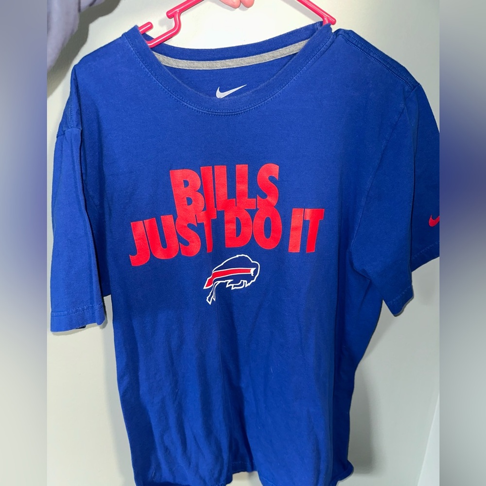 GUC XL Nike men’s buffalo bills just do it shirt
